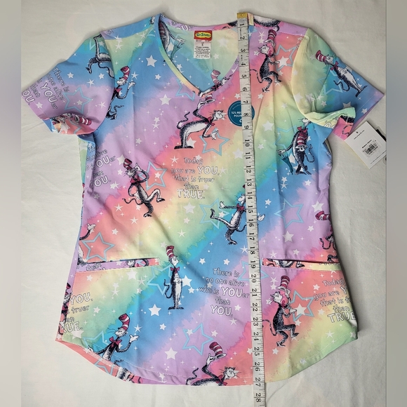 NEW Cat In The Hat Tooniforms Dr. Seuss V-Neck Scrub Top Small Licensed NWT - Picture 13 of 17